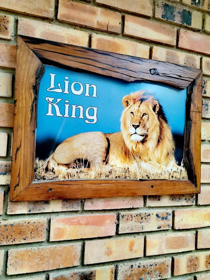 Lion King Villa Marloth Park Buitenkant foto